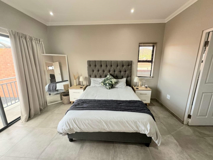 3 Bedroom Property for Sale in Langenhovenpark Free State